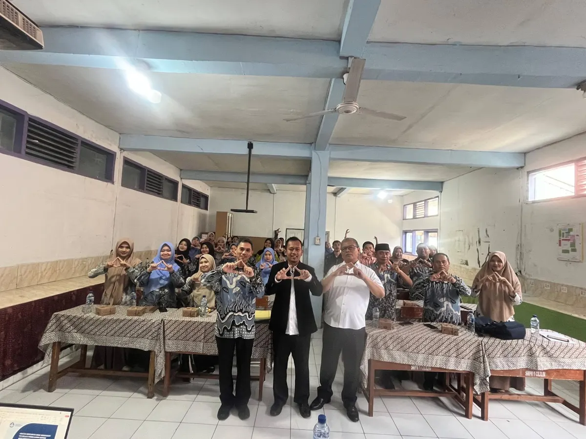Foto bersama peserta pelatihan guru di Kabupaten Bandung Barat
